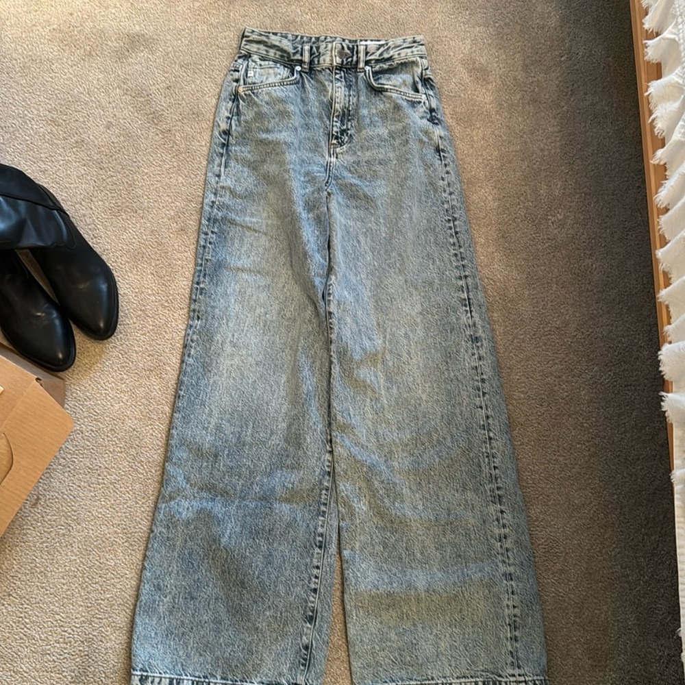 AG Deven Jeans